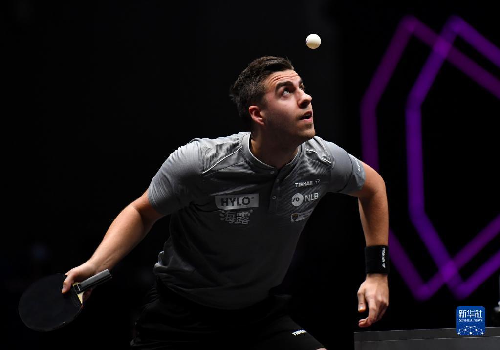 力于右边路 力于右边路