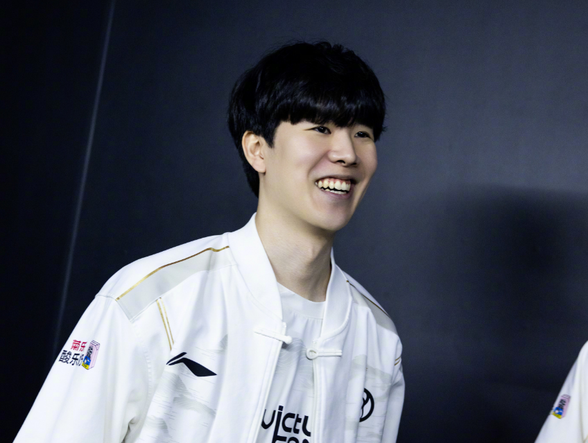 能在策略上 能在策略上