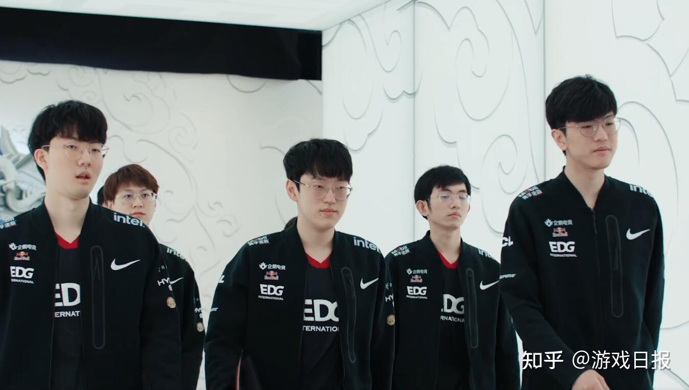 综合来看 综合来看